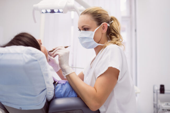Curso auxiliar de Odontología